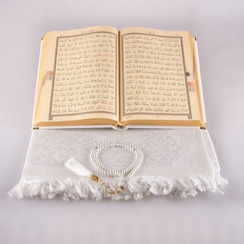 Asetat Kutulu Beyaz Kadife Kuran-ı Kerim + Seccade