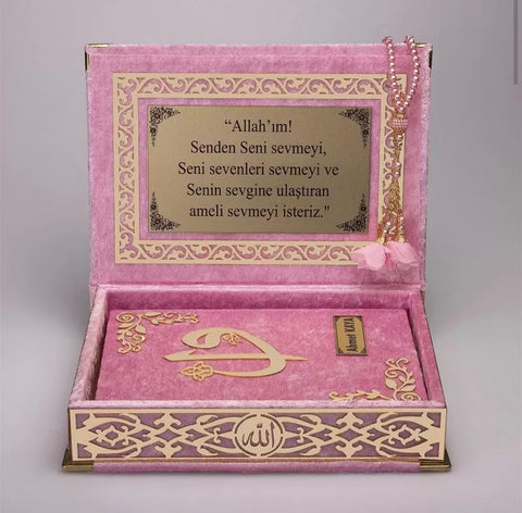 Kadife Kutulu Pembe Kur'an-ı Kerim