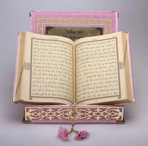 Kadife Kutulu Pembe Kur'an-ı Kerim